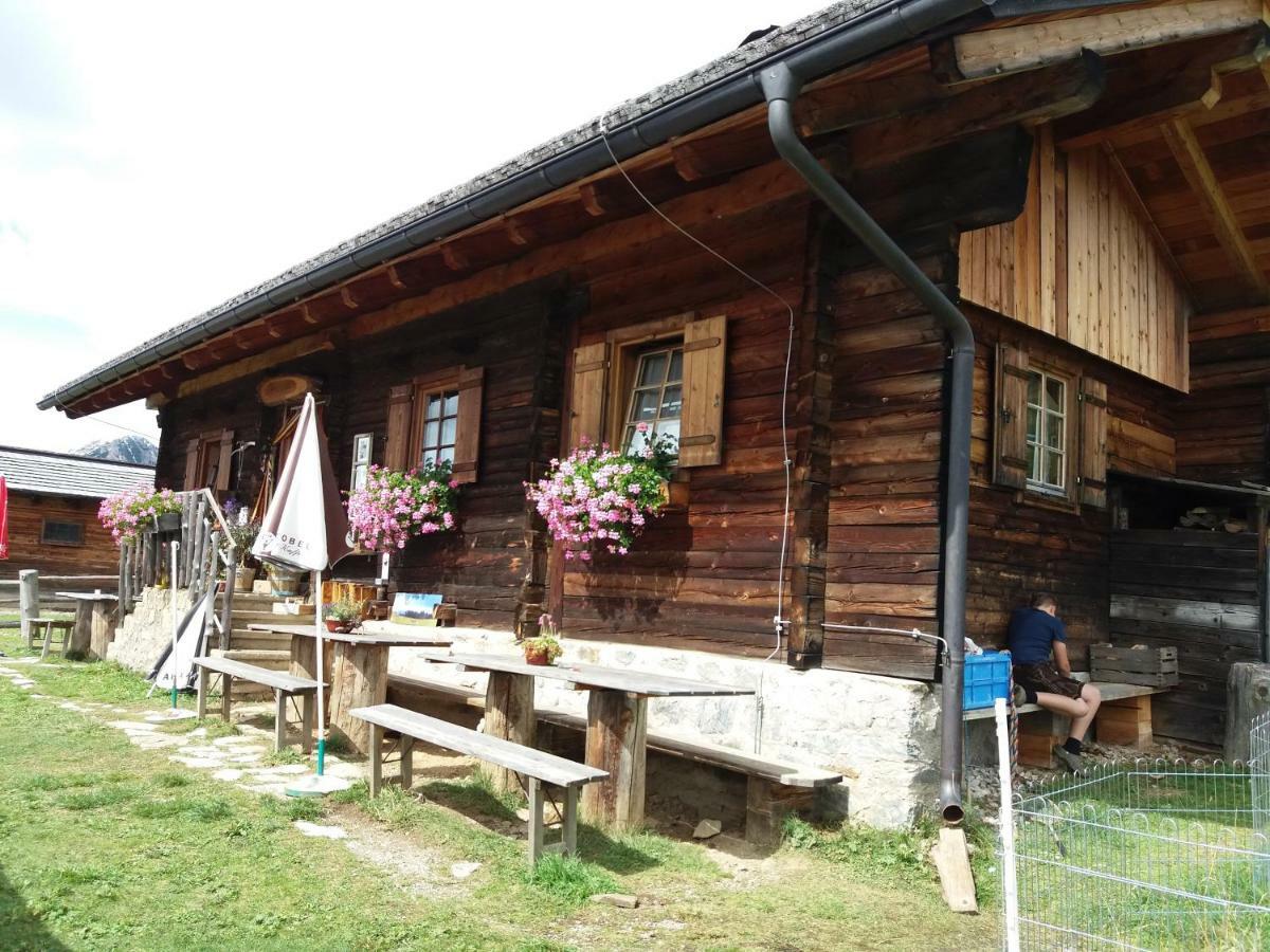 Haus Antonius Otel Sankt Lorenzen im Lesachtal Dış mekan fotoğraf